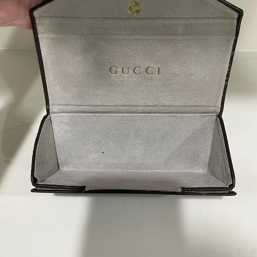 Gucci Black Frame Sunglasses with Brown Gradient Lenses(GG 3645/S)